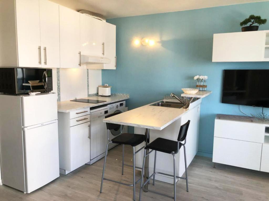 Les Pieds Dans L'Eau Apartment Agde Exterior photo